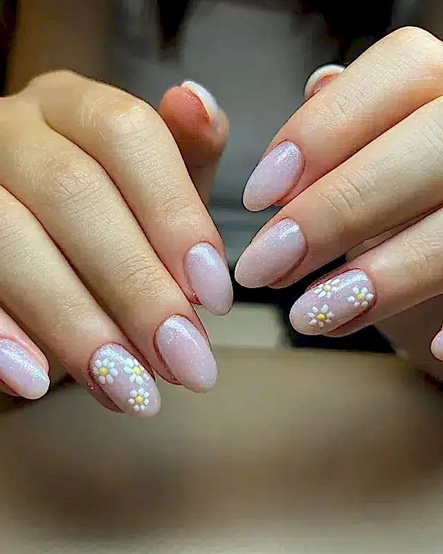Oval tırnak modelleri